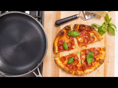 How to Make Perfect Pizza in Your HexClad Pan