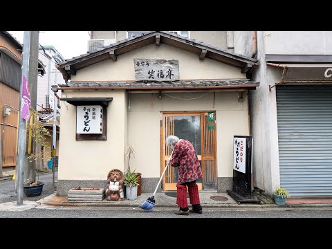 Cooking Udon for 58 Years at the 100 Year-old Diner! The Hard Working Grandma | Udon in Kyoto