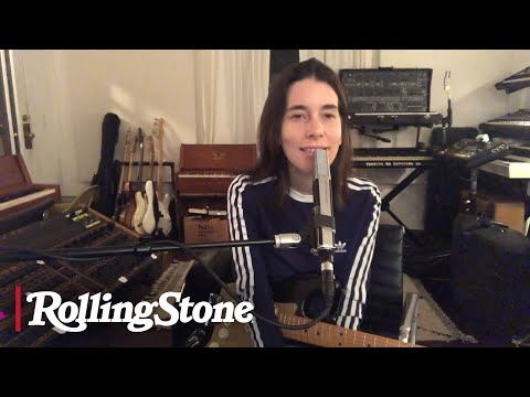 Danielle Haim Performs 'Don't Wanna,' and 'Summer Girl' | In My Room
