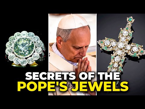 15 Weird Facts About the Pope’s Jewelry