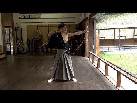 「弓道の達人  ノーカット版」教士七段 平戸昭文の所作