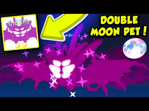 Getting the CORRUPT DRAGON DOUBLE MOON PET in Roblox Saber Simulator!