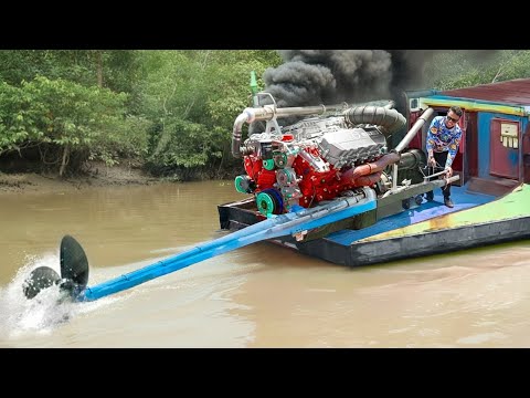 How They Start And Operate Dangerous Massive V8 Diesel Truck Engine on a Tiny Boat