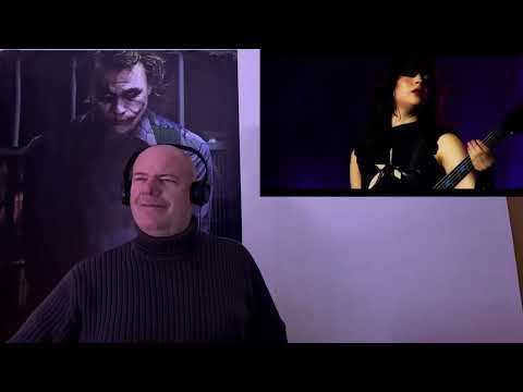 Singer reacts to Mexican Band The Warning  23 Live