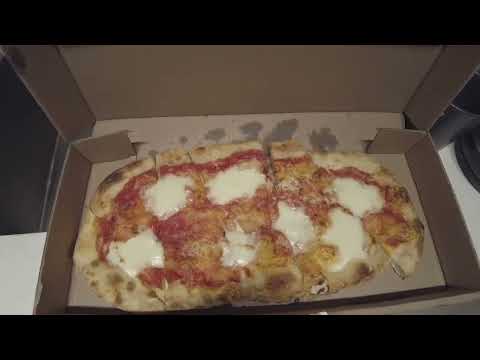 Scaddabush Italian Kitchen... Did Freddy Krueger handle this pizza?