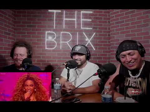 Lit Up AV Reactions: Beyoncé - The Beautiful Ones (Glastonbury 2011)