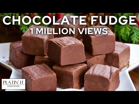 Easy 2 MINUTE Chocolate Fudge | Holiday Favourites