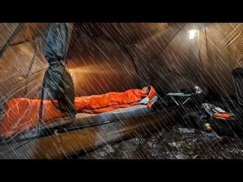 🏕CAMPING IN HEAVY RAIN AND TUNDERSTORM ⛈️ CAMPING WITH A COMFORTABLE TENT WHEN IT RAINS