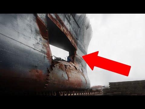 Удар одной бомбой превратил немецкий линкор в металлолом!