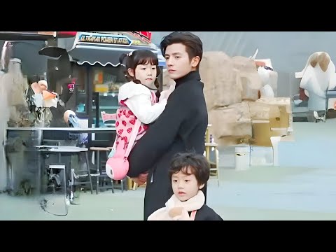 توأم زي القمر ولاد اغنى شاب في الصين بيلاقو بنت فقيره ومتشرده فالشارع فـ بيطلبو من والدهم يتجوزها