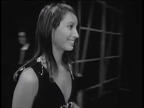 Catwalk Fashion Documentary. Christy Turlington, Kate Moss, Naomi Campbell. Robert Leacock Film.