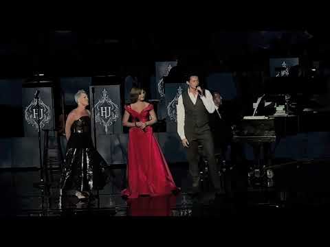 Pink-Willow Sage Hart-Hugh Jackman- FULL PERF- A Million Dreams-Who Knew- Radio City-NYC, NY-9.20.25