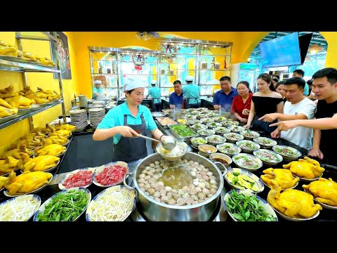 EXTREME PHO! Trying Vietnam’s MOST POPULAR Pho Beef & Chicken | Street Food Collection