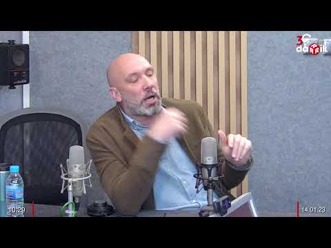 ЗАХАРИ БАХАРОВ, АРТИСТ В СТЪЛБИЩЕТО НА ДАРИК РАДИО