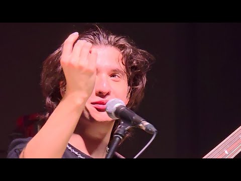 Marcin's nail broke in Seoul (Day 1, Fan recording)