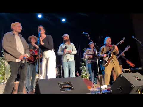 Feliz Patrick Dodd | Jon Foreman | Melody League Christmas 2025