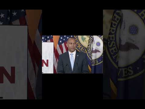 Hakeem Jeffries Dodges Questions About Biden's Cognitive Decline