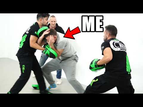 The Best Self-Defense for Multiple Attackers