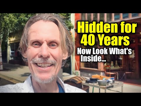 Inside a 40-Year-Old Mall Full of Forgotten Vintage Finds