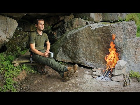 Bushcraft Camping in a Cave, Catch and Cook, Smoked Fish and Roasted Catfish, Rose Hip Tea