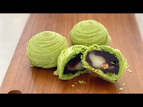 Green Tea Flaky Mooncake  | Green Tea Spiral Mooncake | 绿茶千层酥 | 螺旋豆沙麻糬月饼