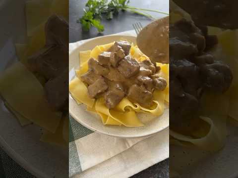 Slow Cooker Beef Stroganoff