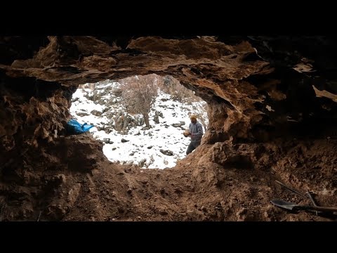 Building a rock cave in 27 days that will last for years #bushcraft #shelter #survival