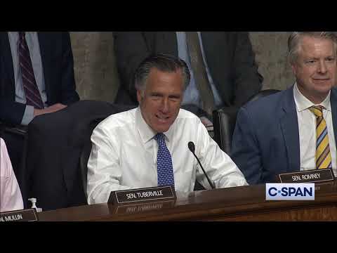 Sen. Mitt Romney Defends Howard Schultz