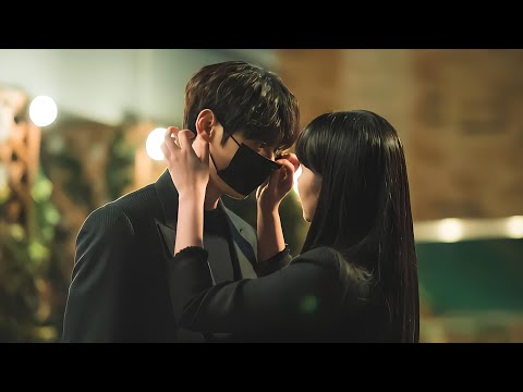 A Girl With Superpowers Falls In Love With So Attractive Boy Who Wears A Mask !