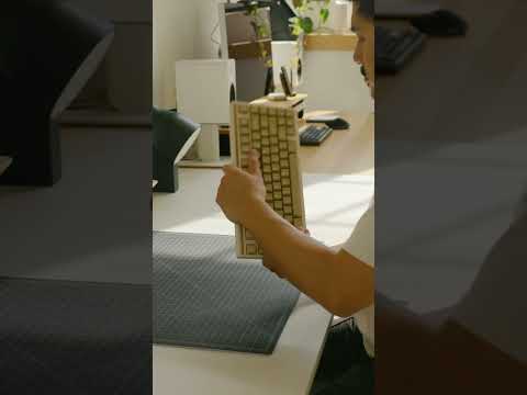 Satisfying sounds of a custom mechanical keyboard #shorts #mechanicalkeyboard #desksetup