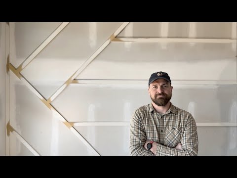 DIY ACCENT WALL // MODERN