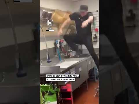 He was fully committed🤣