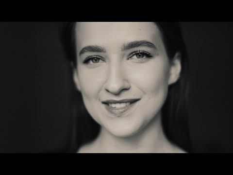 Сергей Есенин - Ты меня не любишь не жалеешь... (читает Маша Матвейчук, Музыка Ави Аветисян)