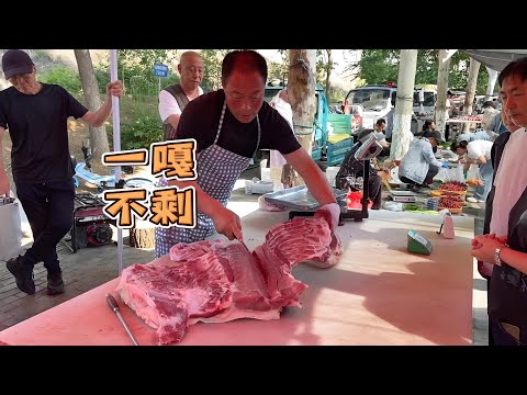 農村糧食豬太受歡迎了，華哥剛出攤賣了4頭豬，一買就好幾百【玖叔v​​log】#pork #猪肉 #玖叔vlog#华哥猪肉#玖叔猪肉#豬肉