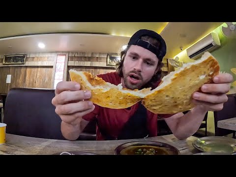 Trying the 140 year old LUCKNOW NIHARI!!! 🇮🇳