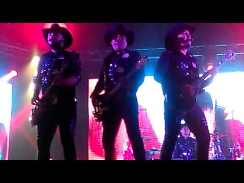 Bronco Échame A Mi La Culpa en vivo