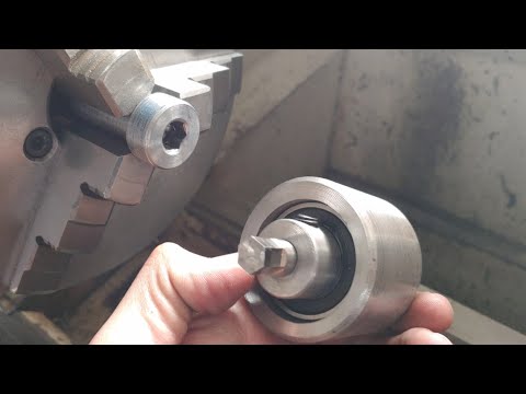 Make a simple rotary broaching tool for a lathe
