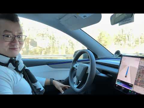 Tesla FSD开车，我和Grok聊退休目的地，股票。