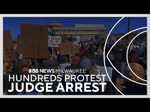 Hundreds protest demanding obstruction charges be dropped for Milwaukee Judge Hannah Dugan