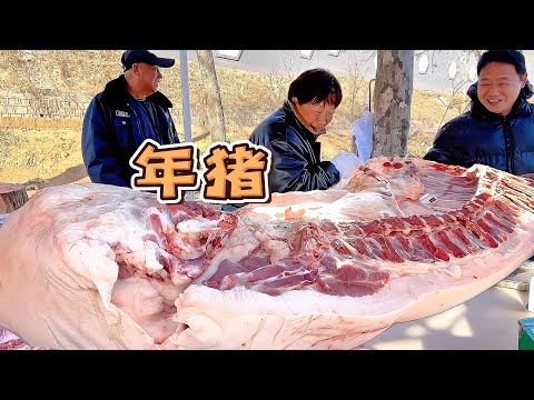 Today, Brother Hua encountered a formidable customer selling pork. This guy bought an entire truc...