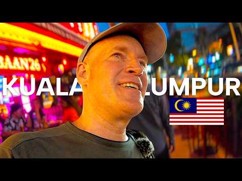 BUKIT BINTANG and JALAN ALOR | Best Wings in Malaysia?