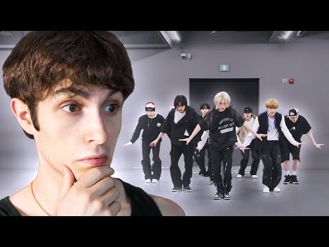 Reacting to Stray Kids Iconic Dance Practices