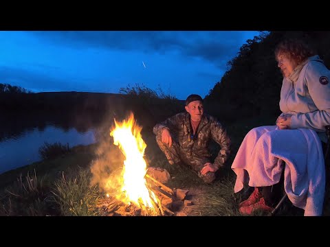 РЫБАЛКА С НОЧЁВКОЙ на реке ДНЕСТР.Дикое место.МЯСО НА КОСТРЕ. Красивая природа ОТДЫХ ПО ПОЛНОЙ!