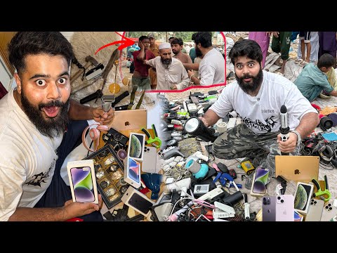 Spending Rs 10,0000 on Chor Bazar 😱 | Chor pakar Lia Chor Bazar ma