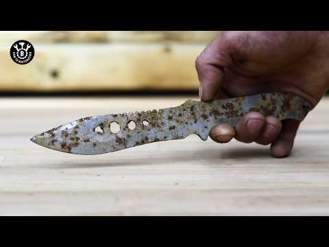 Reviving An Rusty Knife - A Rusty Relic Restored!