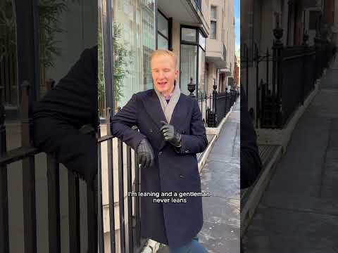 Leaning is such an easy way to ruin your etiquette!