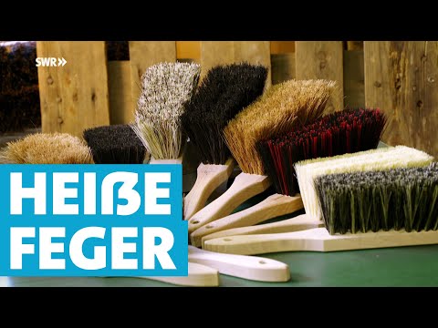 Heiße Feger aus der Besen- und Bürstenfabrik Josef Klein in Ramberg