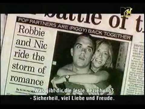 Robbie Williams - Some mothers do 'ave em