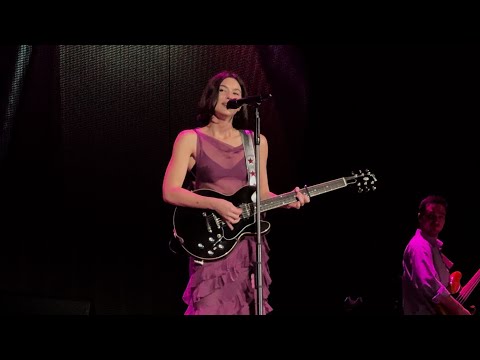 102524 Gracie Abrams | The Eras Tour in New Orleans