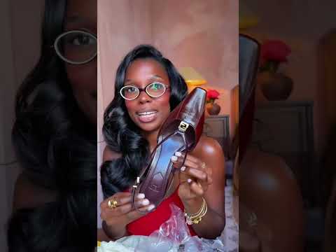 an insane unboxing 01